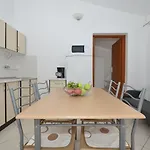 Paz Винишче