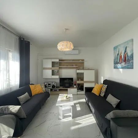 Apartment Paz