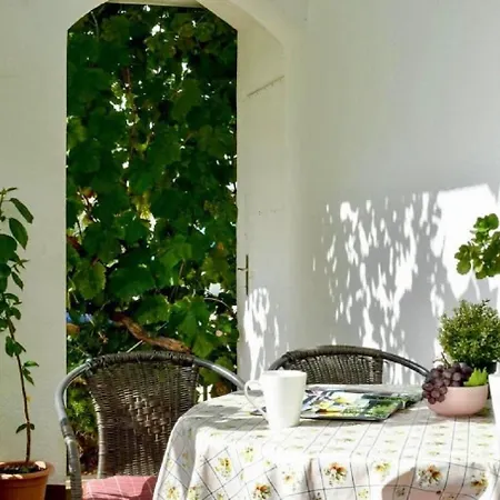 Paz شقة Vinišće