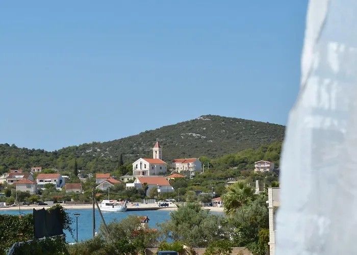 Paz * Vinišće
